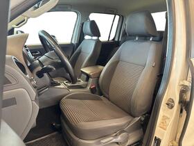 Volkswagen Amarok vaihtoauto