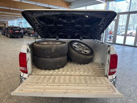 Volkswagen Amarok vaihtoauto