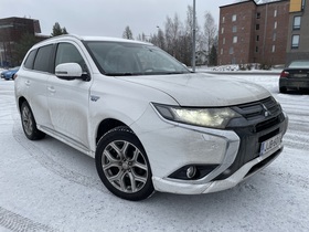 Mitsubishi Outlander PHEV vaihtoauto