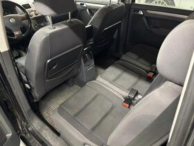 Volkswagen Touran vaihtoauto