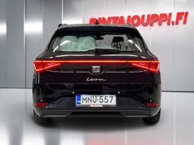 SEAT Leon Sportstourer vaihtoauto