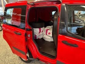 Ford Transit Courier vaihtoauto
