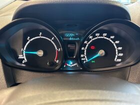 Ford Transit Courier vaihtoauto