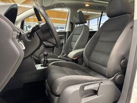 Volkswagen Touran vaihtoauto