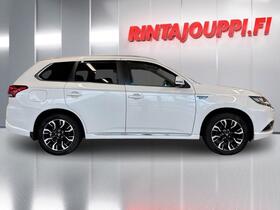 Mitsubishi Outlander PHEV vaihtoauto