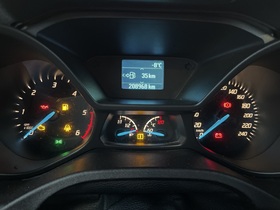 Ford Transit Connect vaihtoauto