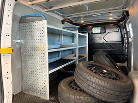 Ford Transit Custom vaihtoauto