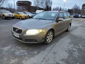 Volvo V70 vaihtoauto