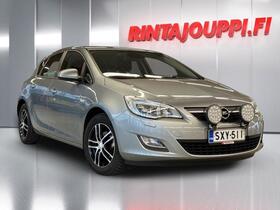 Opel Astra vaihtoauto