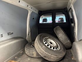 Volkswagen Caddy Maxi vaihtoauto