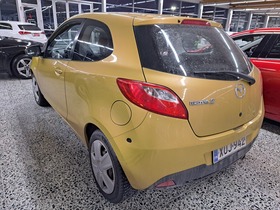 Mazda 2 vaihtoauto