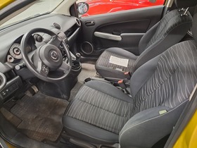 Mazda 2 vaihtoauto