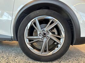 DS 7 Crossback vaihtoauto