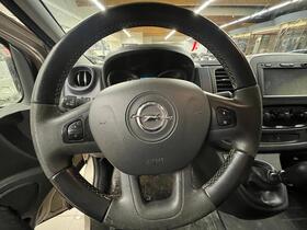 Opel Vivaro vaihtoauto