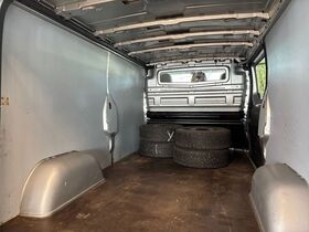 Opel Vivaro vaihtoauto