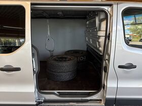 Opel Vivaro vaihtoauto