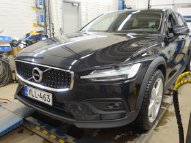 Volvo V60 Cross Country vaihtoauto