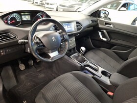 Peugeot 308 vaihtoauto