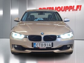 BMW 320 vaihtoauto