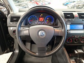 Volkswagen Jetta vaihtoauto