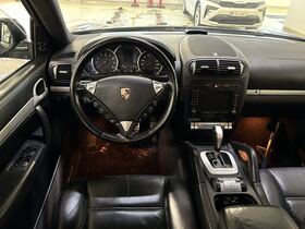 Porsche Cayenne vaihtoauto