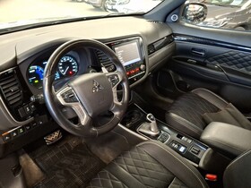 Mitsubishi Outlander PHEV vaihtoauto