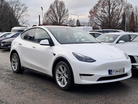 Tesla Model Y vaihtoauto