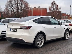 Tesla Model Y vaihtoauto