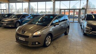 Peugeot 5008 vaihtoauto