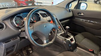 Peugeot 5008 vaihtoauto