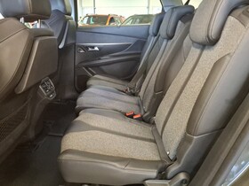 Peugeot 5008 vaihtoauto