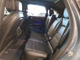 Porsche Cayenne vaihtoauto