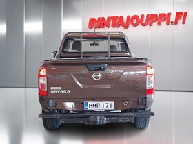 Nissan Navara vaihtoauto