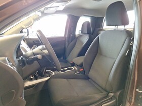 Nissan Navara vaihtoauto