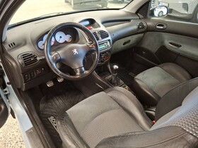 Peugeot 206 vaihtoauto