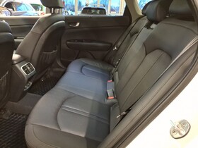 Kia Optima vaihtoauto