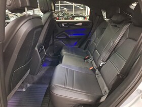 Porsche Cayenne vaihtoauto