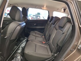 Renault Grand Scénic vaihtoauto