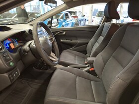 Honda Insight vaihtoauto