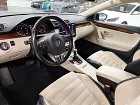 Volkswagen Passat CC vaihtoauto