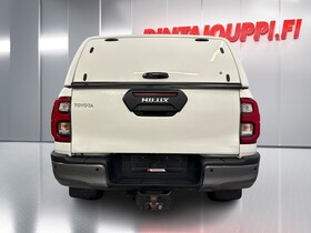 Toyota Hilux vaihtoauto