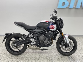 Triumph TR vaihtoauto