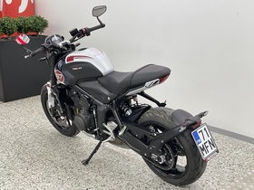 Triumph TR vaihtoauto