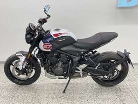 Triumph TR vaihtoauto