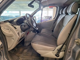 Opel Vivaro vaihtoauto