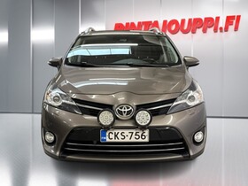 Toyota Verso vaihtoauto