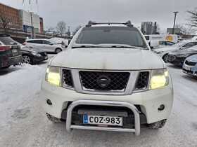 Nissan Navara vaihtoauto