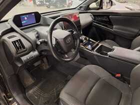 Toyota bZ4X vaihtoauto