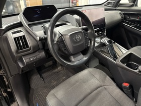 Toyota bZ4X vaihtoauto