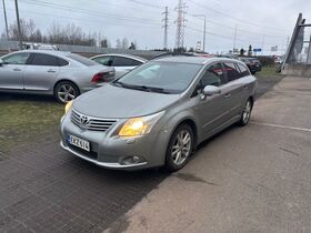 Toyota Avensis vaihtoauto
